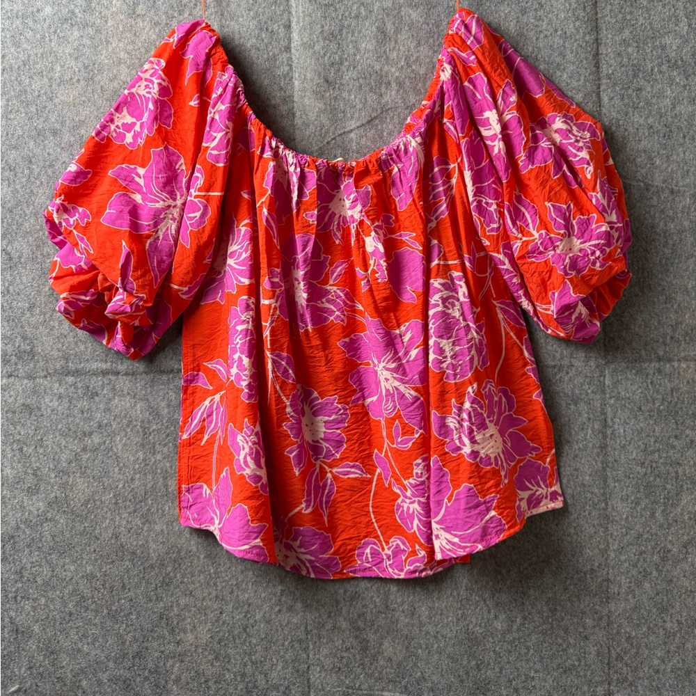 By Togetherness Size S The‎ Maria Top Puffy Sleeve Off the shoulder floral shirt